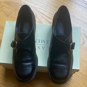 Classic Elements Oxford shoe